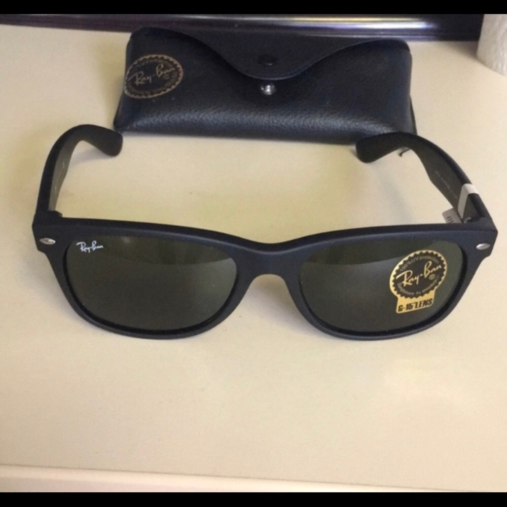 ray ban matte wayfarer black
